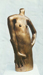 Frau mit langen Armen, Bronze 40 x 24 x 8 cm